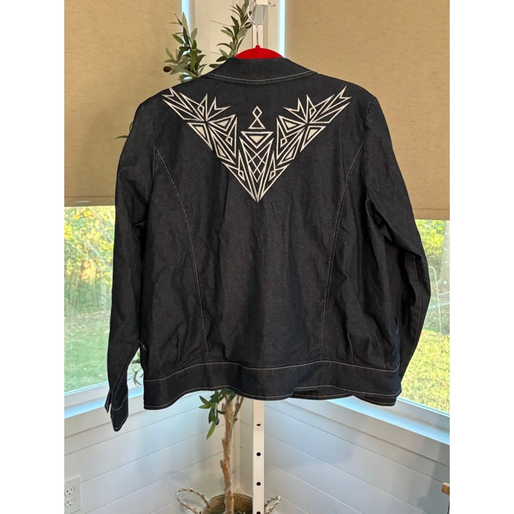 Bob Mackie Dark Blue Jean Jacket with Embroidery, Zip Front. Woman’s XL - Picture 2 of 7